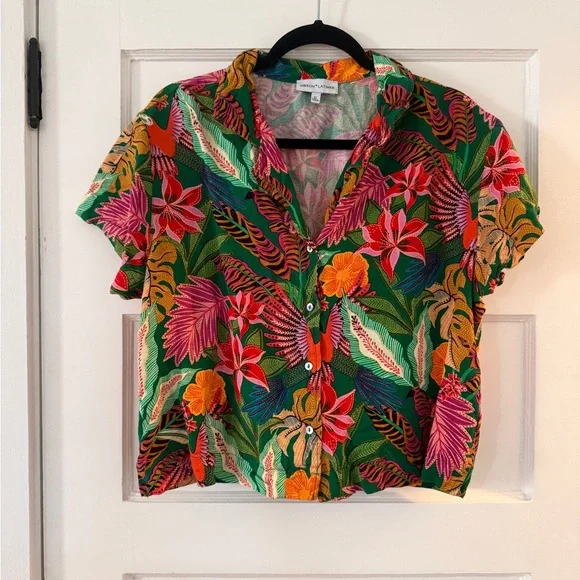 Gibson & Latimer Printed Short Sleeve Button Front Camp Crop Shirt NWOT - Picture 3 of 3